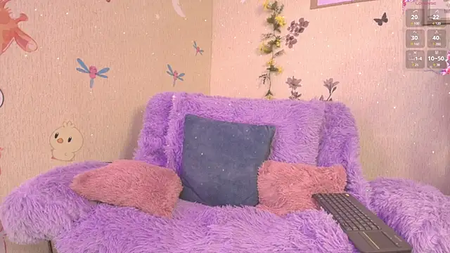 Snapshot of ness_wi chatting on December 14, 2:45 am ness wi online show from December 14, 2:45 am