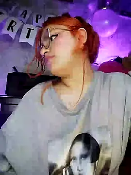 SophiaWeestt99 online show from March 12, 7:35 am