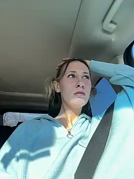 M1ssyk1ssy online show from December 21, 8:10 pm