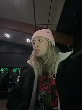 M1ssyk1ssy online show from December 31, 1:15 am