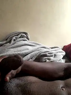 eyoItsRiley online show from September 20, 4:35 am