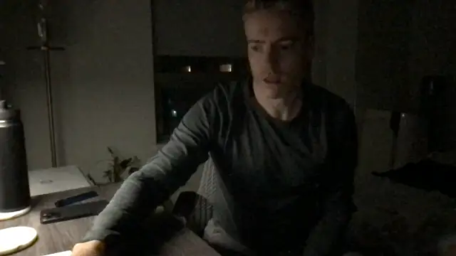 Snapshot of Gingerbushguy chatting on January 4, 10:38 am Gingerbushguy online show from January 4, 10:38 am