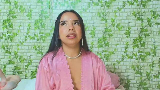 DafneMillers online show from March 5, 1:31 am