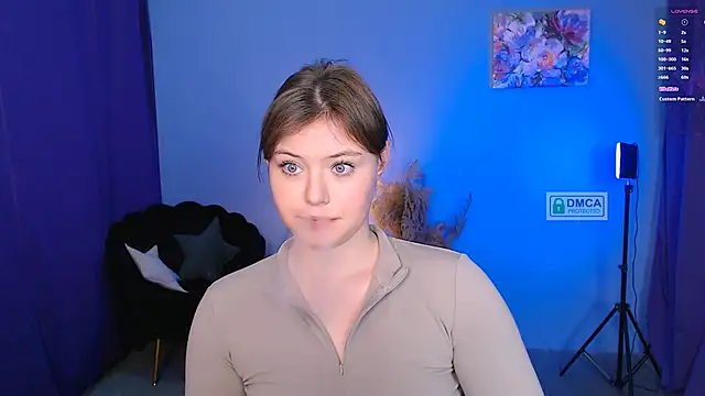 nikole kitt online show from January 13, 7:42 pm