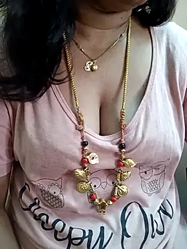 gaurika18 online show from March 14, 2:42 am