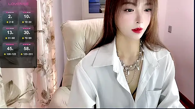 NINIbaby-99 online show from January 11, 1:11 pm