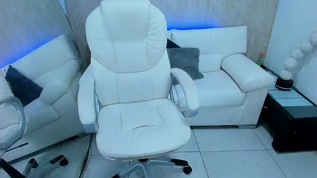 meggan 77 online show from January 15, 7:05 am