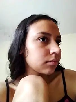 Snapshot of emma_ambar chatting on October 3, 5:10 pm emma ambar online show from October 3, 5:10 pm