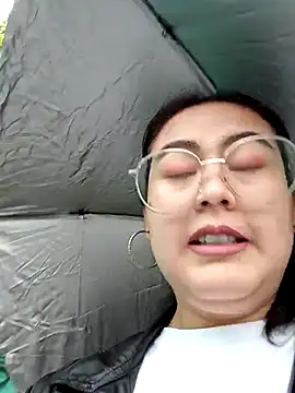 lara moon25 online show from March 18, 7:53 pm