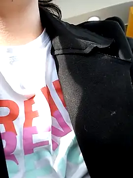 lara moon25 online show from March 20, 5:47 pm