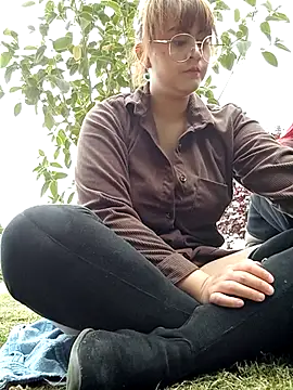 lara moon25 online show from September 16, 5:58 pm