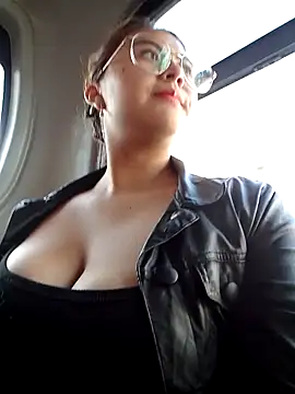 lara moon25 online show from September 30, 9:09 pm