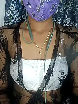 Snapshot of Miakhalifatamil chatting on December 22, 5:10 pm Miakhalifatamil online show from December 22, 5:10 pm