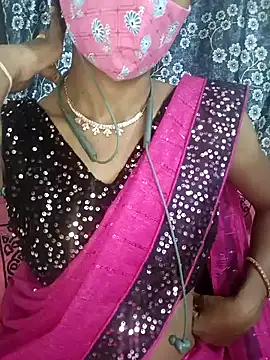 Snapshot of Miakhalifatamil chatting on December 26, 7:27 pm Miakhalifatamil online show from December 26, 7:27 pm