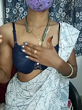 Snapshot of Miakhalifatamil chatting on December 29, 8:26 pm Miakhalifatamil online show from December 29, 8:26 pm