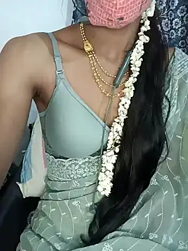 Snapshot of Miakhalifatamil chatting on January 19, 8:19 pm Miakhalifatamil online show from January 19, 8:19 pm