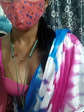 Snapshot of Miakhalifatamil chatting on February 3, 10:00 pm Miakhalifatamil online show from February 3, 10:00 pm