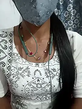 Snapshot of Miakhalifatamil chatting on February 5, 4:25 pm Miakhalifatamil online show from February 5, 4:25 pm