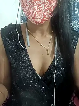 Snapshot of Miakhalifatamil chatting on February 8, 6:22 pm Miakhalifatamil online show from February 8, 6:22 pm