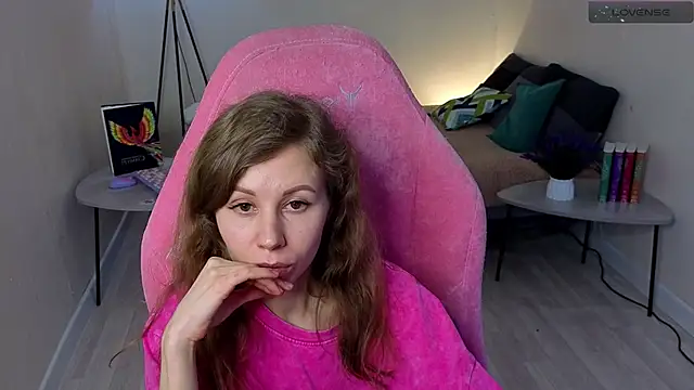 Lill Mary online show from February 7, 5:10 am