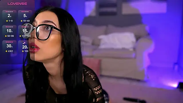 Snapshot of BetsyGonzale chatting on January 21, 4:32 am BetsyGonzale online show from January 21, 4:32 am