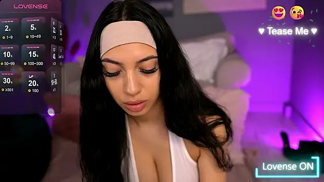 Snapshot of BetsyGonzale chatting on February 21, 4:18 am BetsyGonzale online show from February 21, 4:18 am