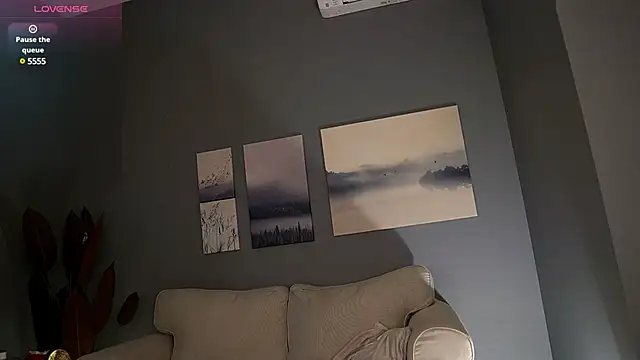 Snapshot of BetsyGonzale chatting on March 9, 4:16 am BetsyGonzale online show from March 9, 4:16 am