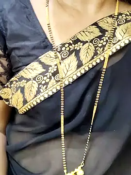 Snapshot of anuradha1432 chatting on September 12, 10:04 am anuradha1432 online show from September 12, 10:04 am