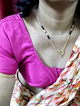 Snapshot of anuradha1432 chatting on November 10, 12:59 pm anuradha1432 online show from November 10, 12:59 pm