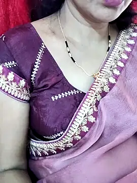 Snapshot of anuradha1432 chatting on November 12, 6:14 am anuradha1432 online show from November 12, 6:14 am