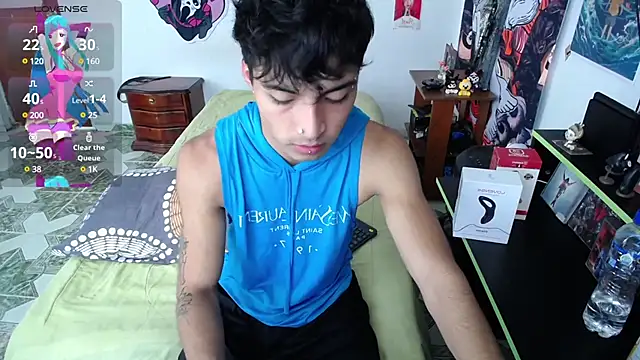 Snapshot of dylan_fun18 chatting on March 10, 5:18 pm dylan fun18 online show from March 10, 5:18 pm