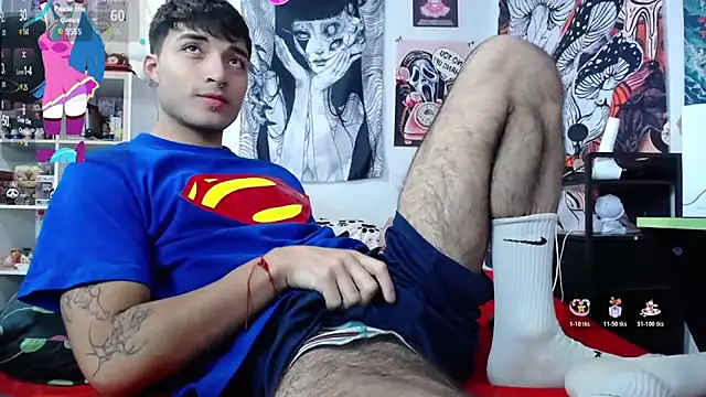 Snapshot of dylan_fun18 chatting on October 23, 8:51 pm dylan fun18 online show from October 23, 8:51 pm