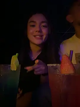 camianddanna online show from January 20, 1:18 am