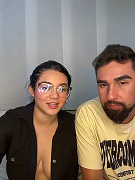 camianddanna online show from February 11, 2:46 am