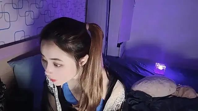 sweet5200 online show from March 1, 4:22 pm