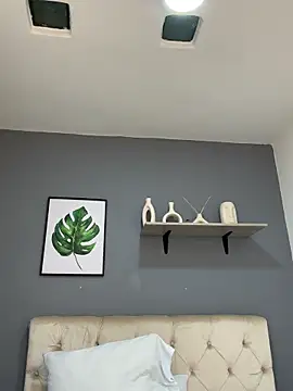 Soe Lara online show from September 11, 11:10 am