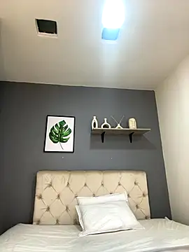 Soe Lara online show from September 18, 10:50 am