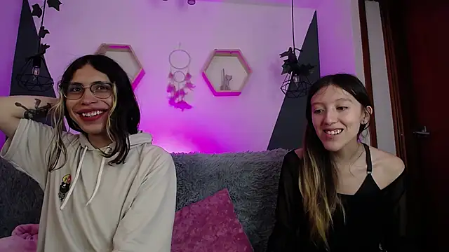 BRIAR AND BLAIR online show from February 10, 2:16 pm