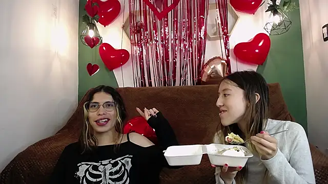 BRIAR AND BLAIR online show from February 17, 2:15 pm