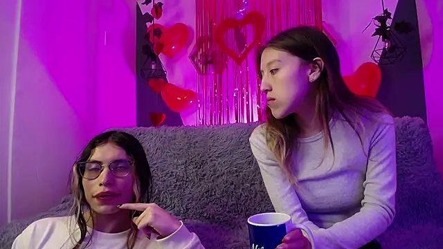 BRIAR AND BLAIR online show from February 18, 2:16 pm