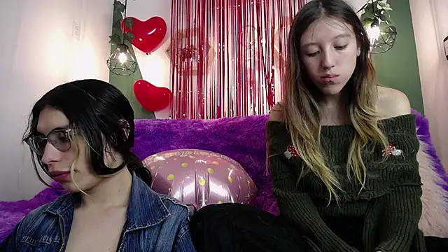 BRIAR AND BLAIR online show from February 19, 2:34 pm