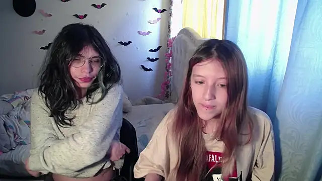 BRIAR AND BLAIR online show from September 10, 4:29 pm