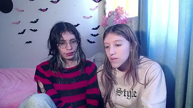 BRIAR AND BLAIR online show from September 19, 5:13 pm