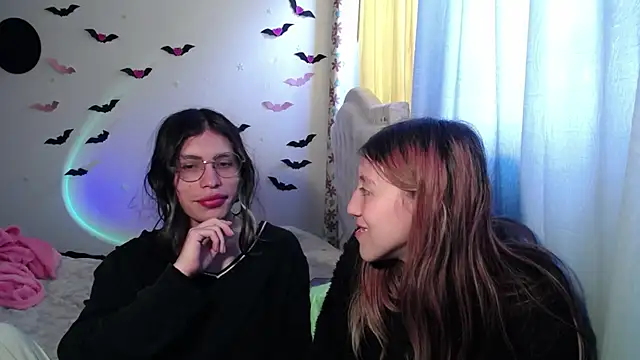 BRIAR AND BLAIR online show from October 7, 3:09 pm