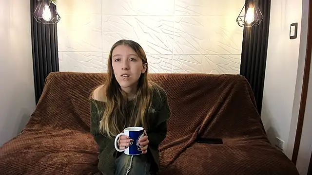 BRIAR AND BLAIR online show from November 7, 1:11 pm