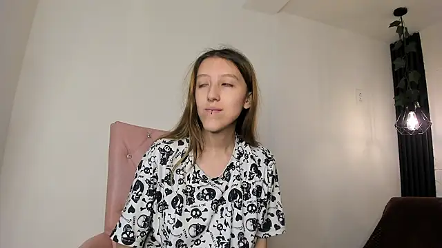 BRIAR AND BLAIR online show from November 14, 12:59 pm