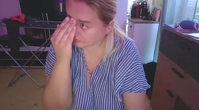 Meliss Official9 online show from March 9, 7:01 am