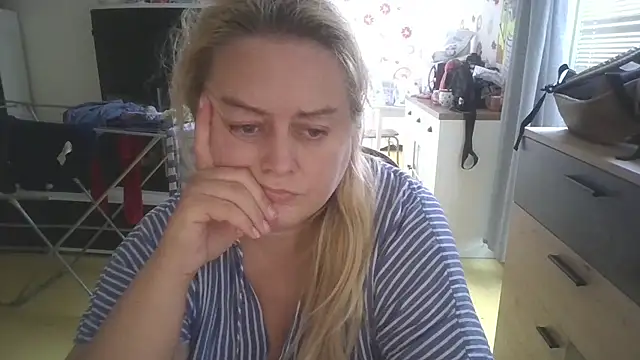 Meliss Official9 online show from March 15, 2:55 pm