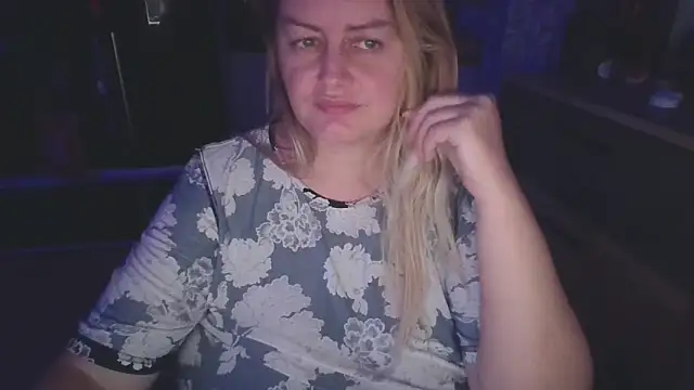 Meliss Official9 online show from October 14, 9:15 pm