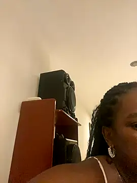 AkiraHomers online show from December 4, 4:32 am